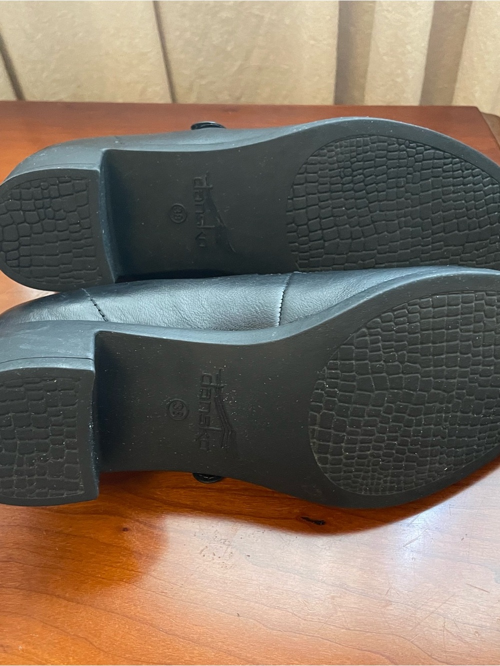Dansko Callista Black Mary-Jane - Picture 4 of 11